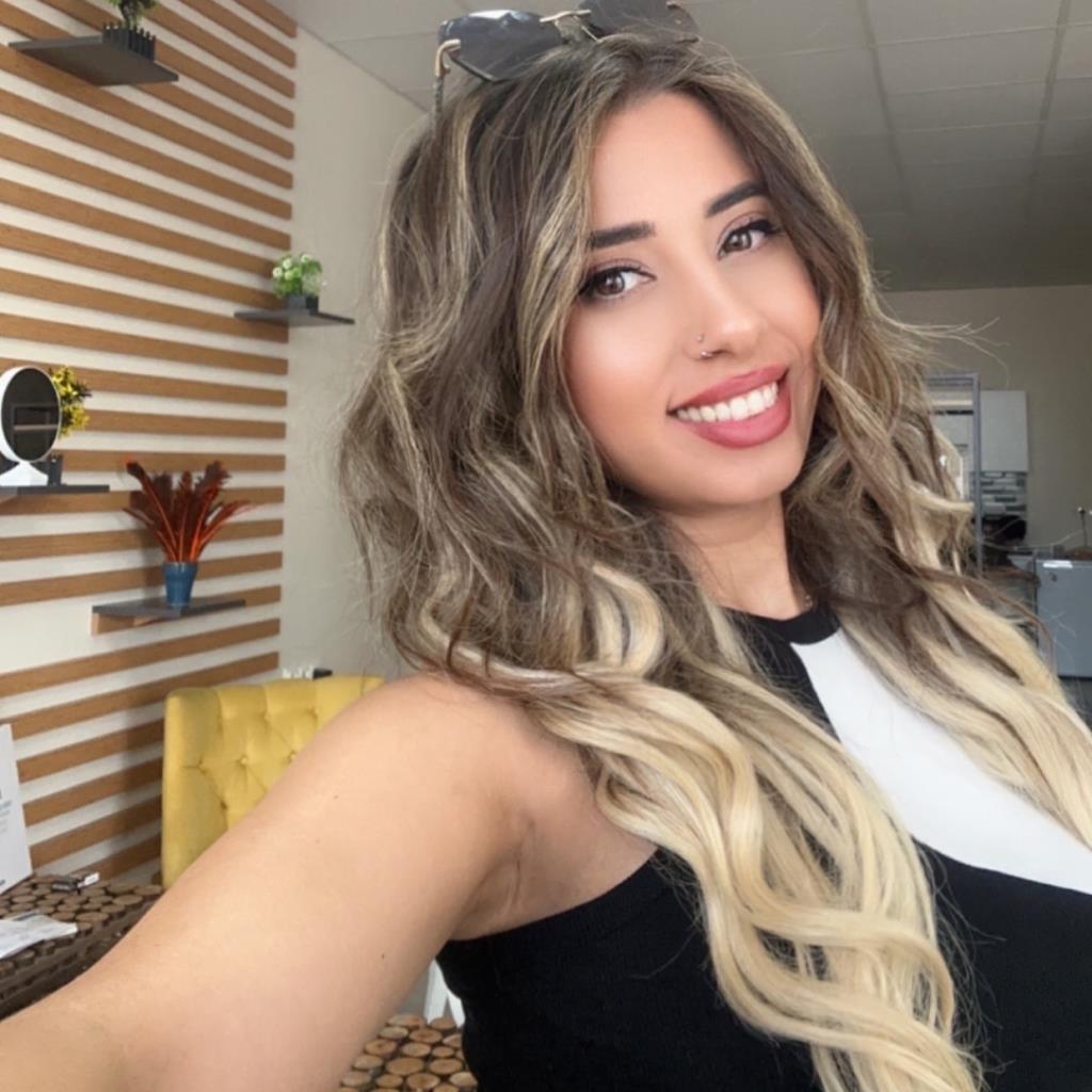 Betül Öztürk Bayan Kuaförü