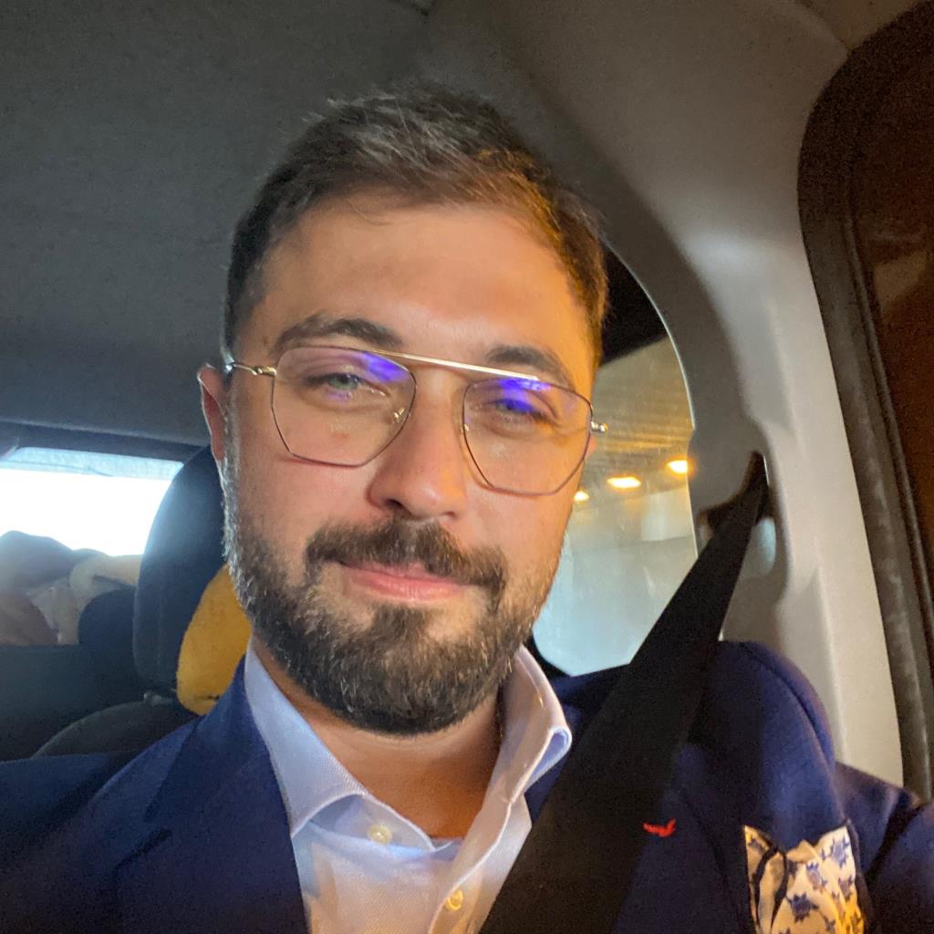 Enver Akın